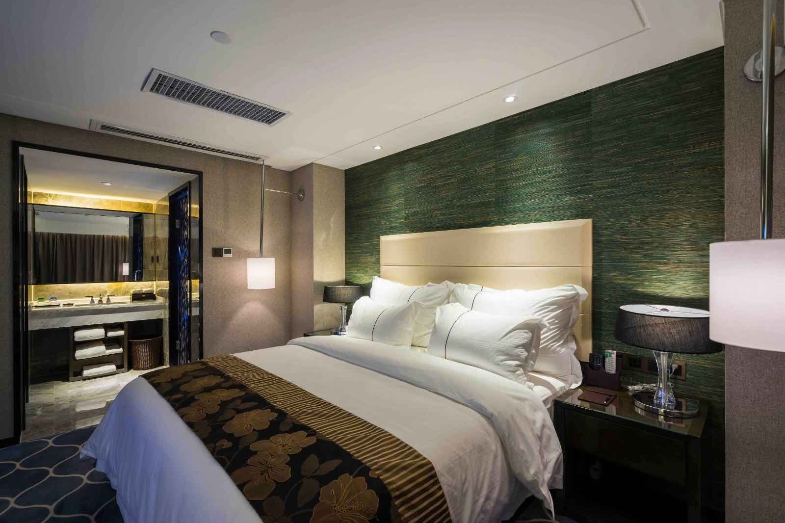 Бронирование отелей Фарнборо